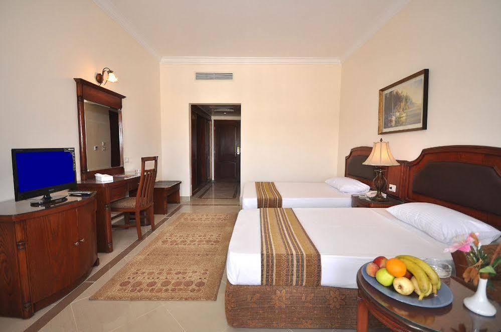 Life Resort Coral Hills El Qoseir 外观 照片